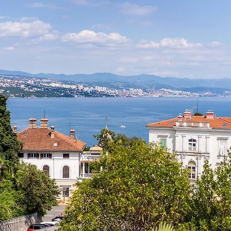 Apartment Downtown Dorian And Nadia Opatija